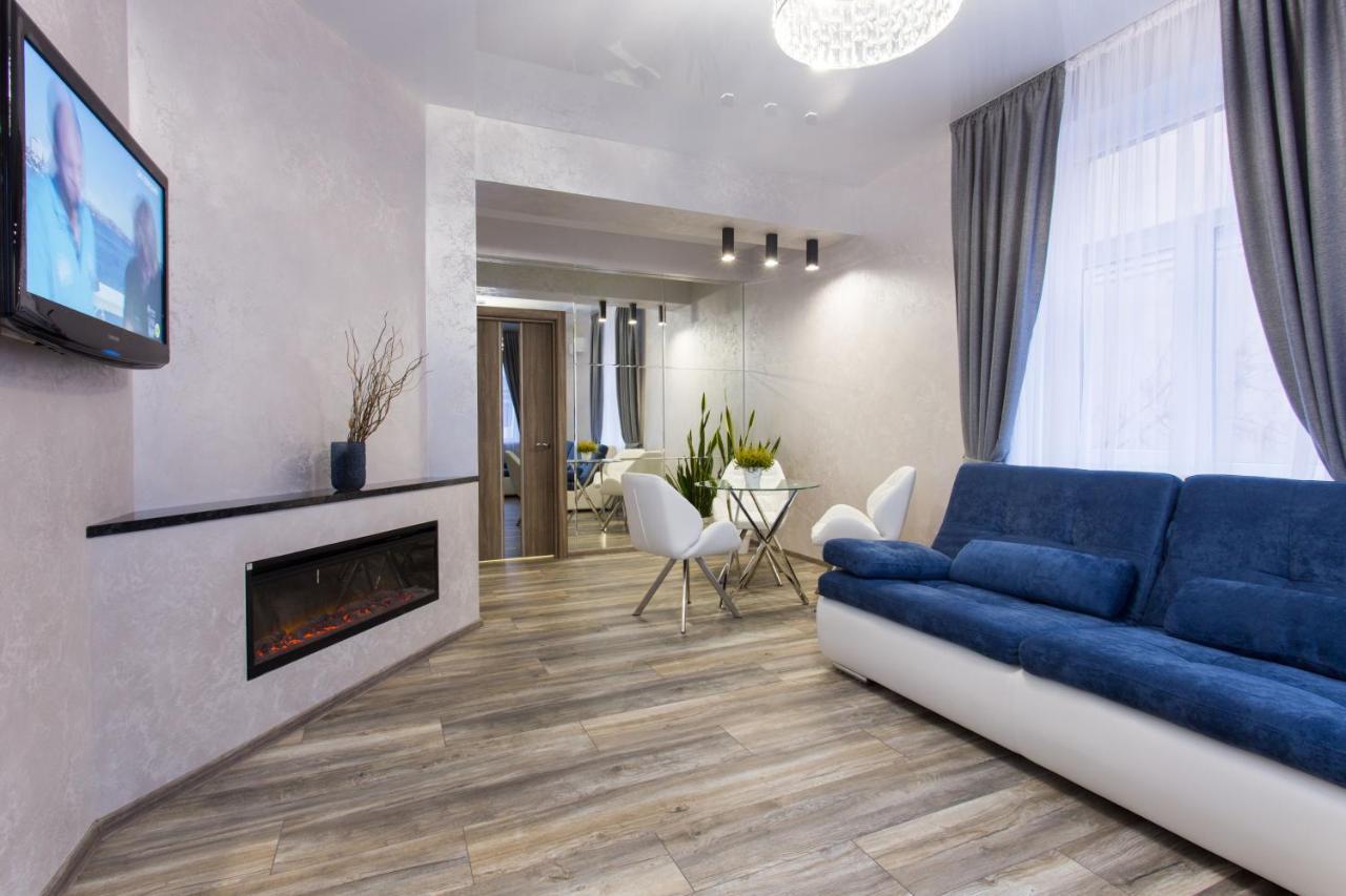 New Luxury Apartment In The Center On Konstitution Square Charkov Buitenkant foto