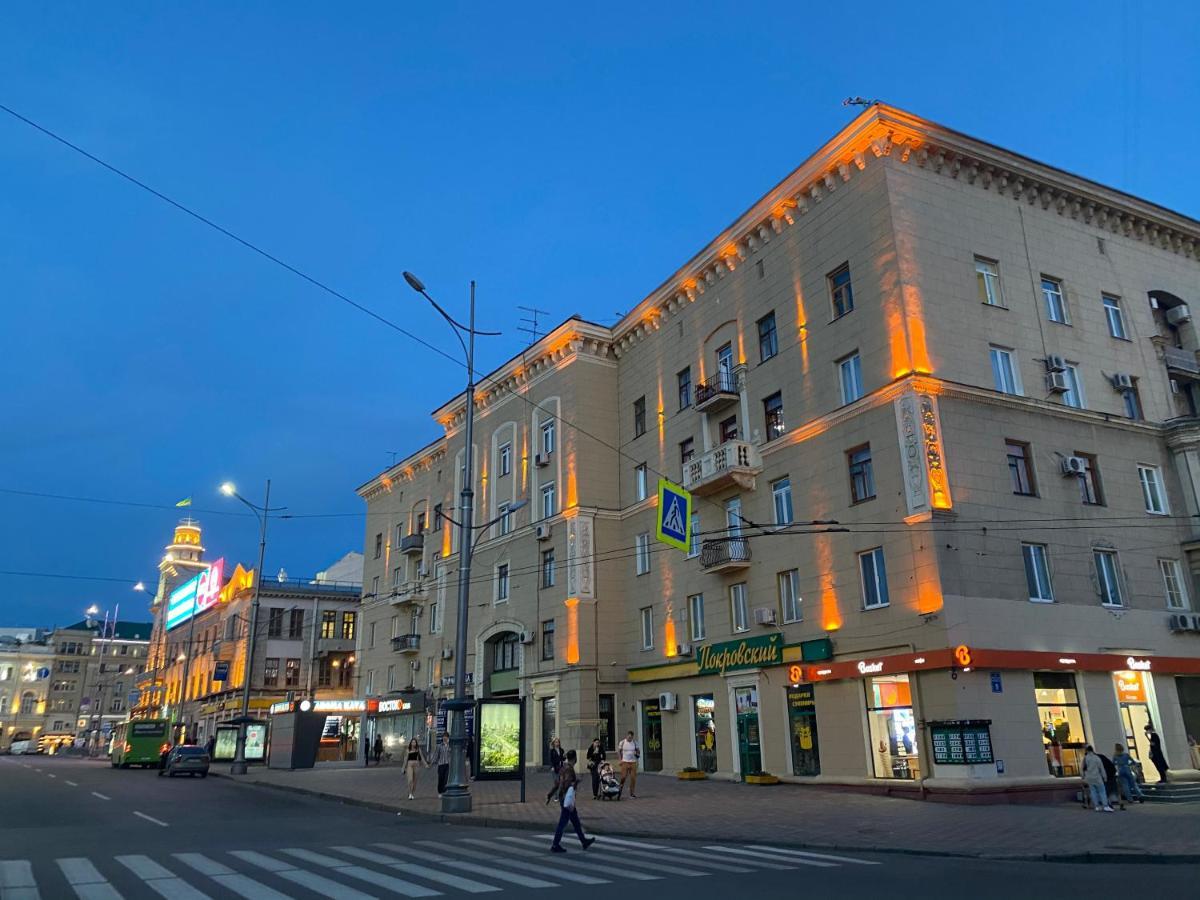 New Luxury Apartment In The Center On Konstitution Square Charkov Buitenkant foto